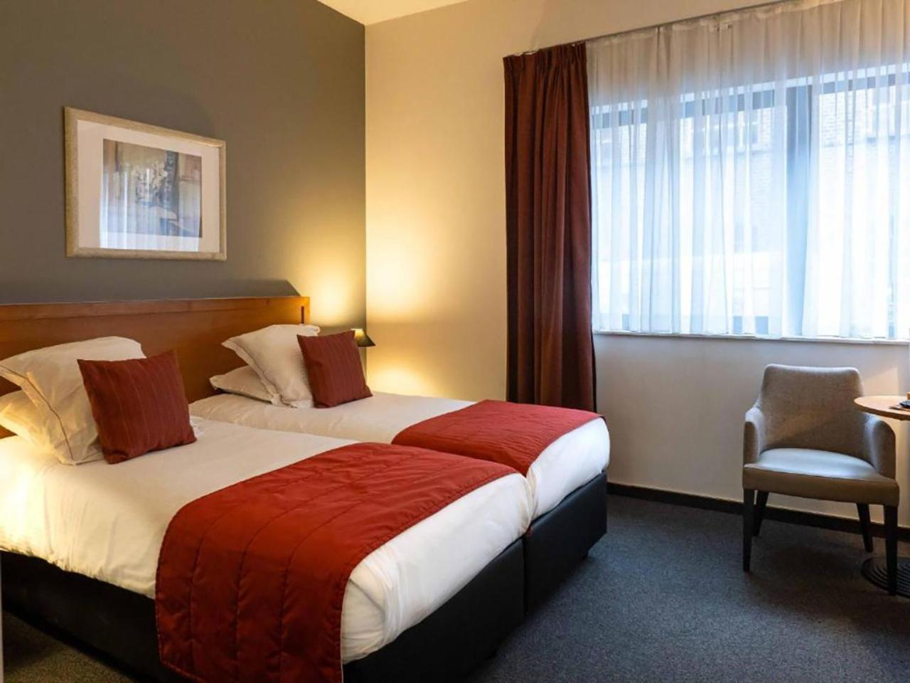Budget Rooms By Ghent River ภายนอก รูปภาพ